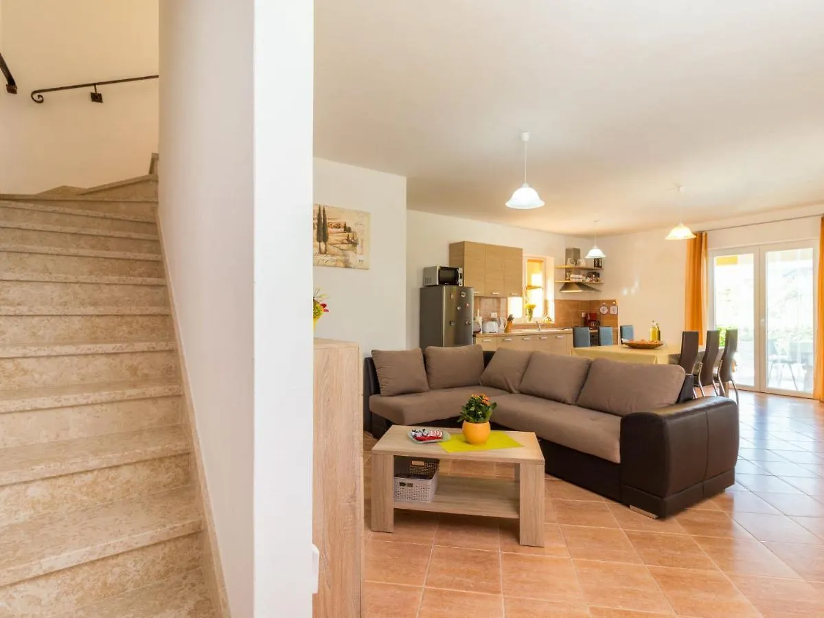 Holiday Home Antoni - Ipc106 By Interhome Pican